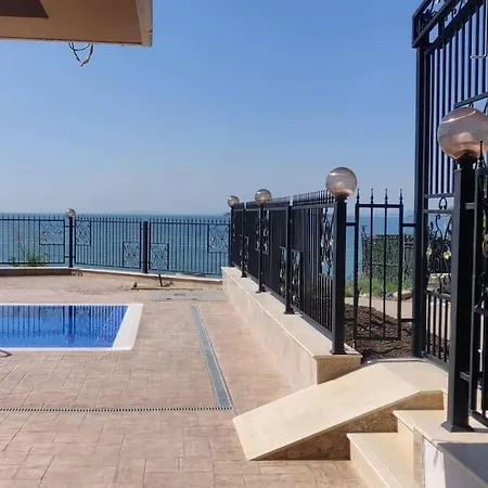 Apartmanhotel Deluxe In Szveti Vlasz