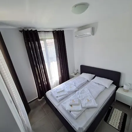 Deluxe In Apartmanhotel Szveti Vlasz