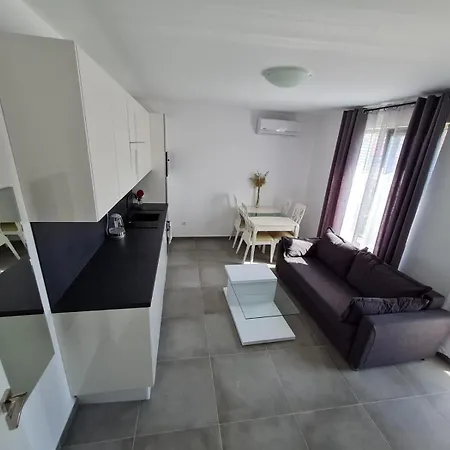 Apartmanhotel Deluxe In